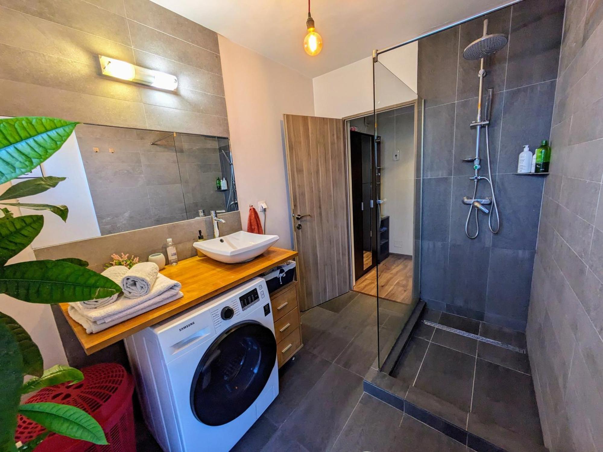 Equaniouse 2-stay- Close To Center Apartment Cluj-Napoca